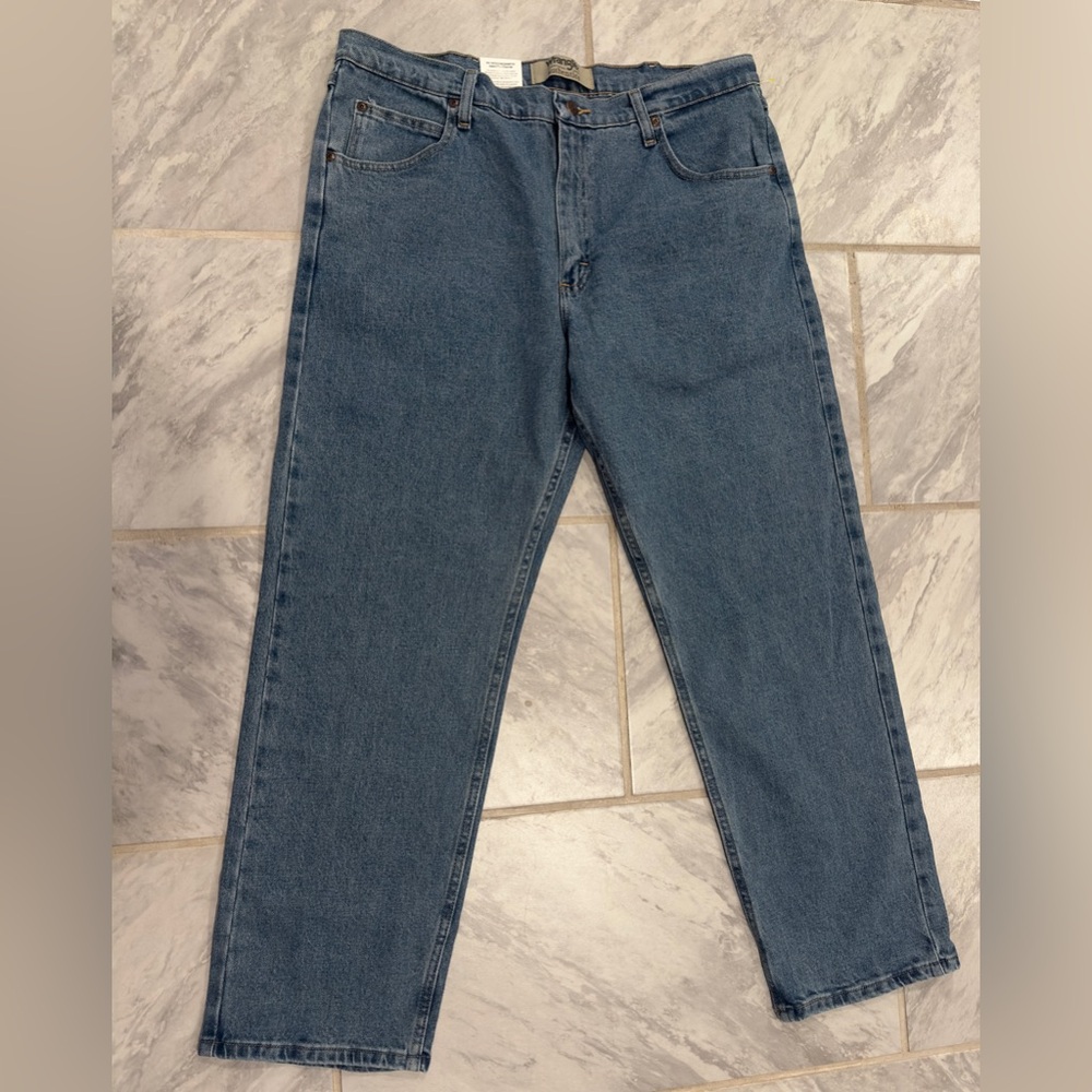 NWT Wrangler Authentics Mens Straight Blue Jeans Size 36Wx30L